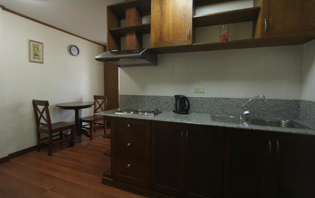 Isabelle Royale Makati Ξενοδοχείο Μακάτι Δωμάτιο φωτογραφία