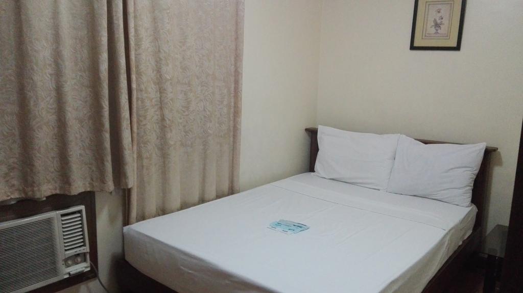 Isabelle Royale Makati Ξενοδοχείο Μακάτι Εξωτερικό φωτογραφία